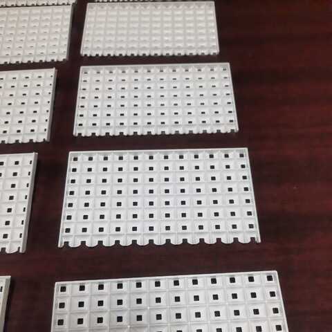 Plastic injection part